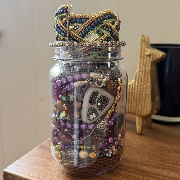 Mystery Jewelry jar - Royal purples and browns w/vintage rhinestones+16oz - Picture 5 of 8